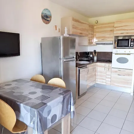 Cozy Avec Balcon A Saint-cyr-sur-mer