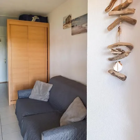 Cozy Avec Balcon A Saint-cyr-sur-mer *