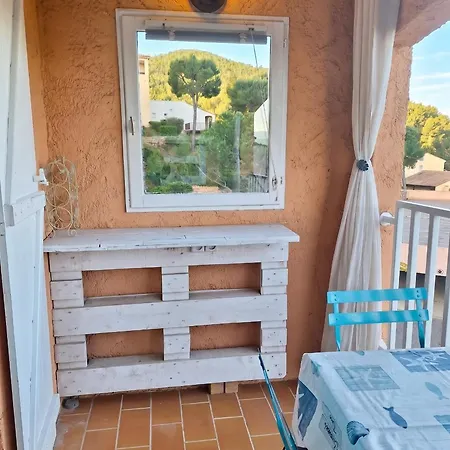 Daire Cozy Avec Balcon A Saint-cyr-sur-mer Les Lecques