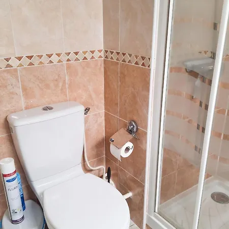 Cozy Avec Balcon A Saint-cyr-sur-mer Les Lecques